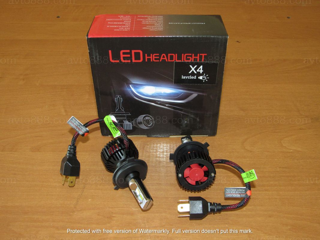 Лампочка 12v Н4 LED-X4 lavrled 6500K, 8000LM   (гарант.=1рік)